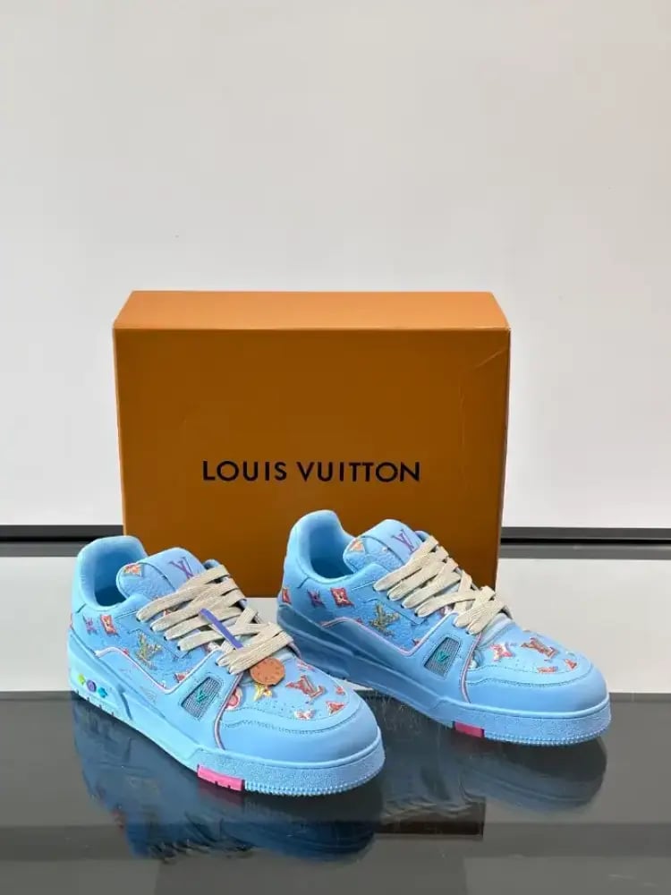 Louis Vuitton Trainer Sneaker – LVS275