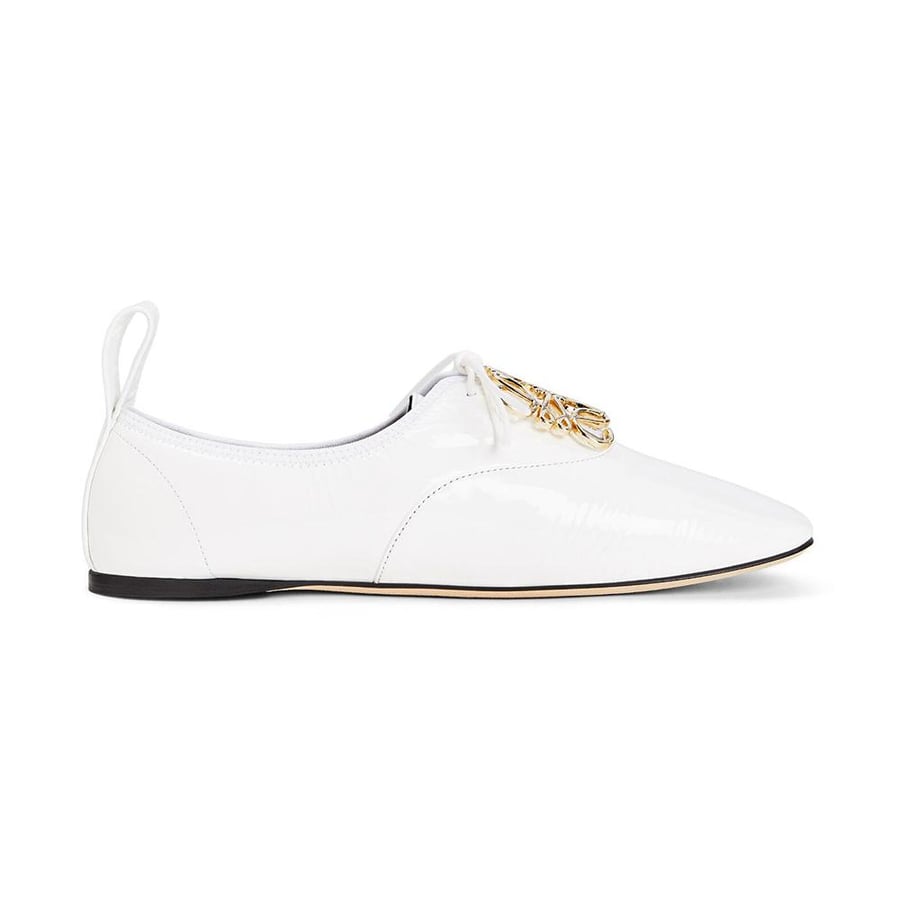Loewe Soft Derby Anagram in Patent Calf – White (Woman)