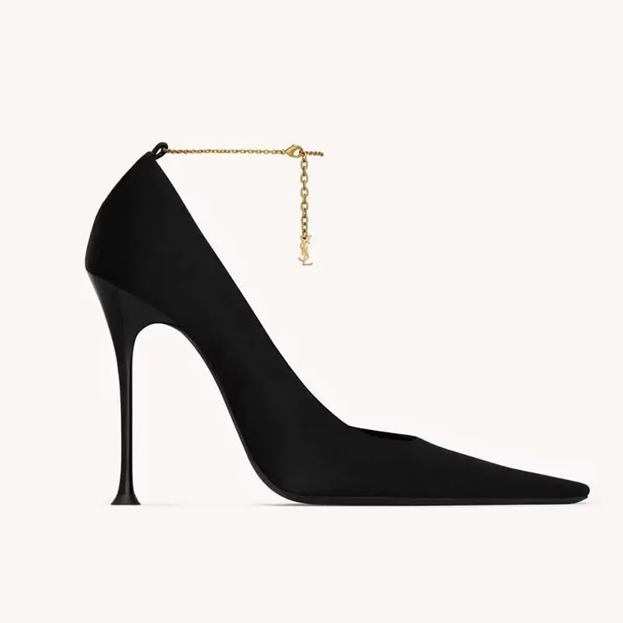 Saint Laurent Regine Pumps in Satin Crepe 8060219QAB11000 (Woman)