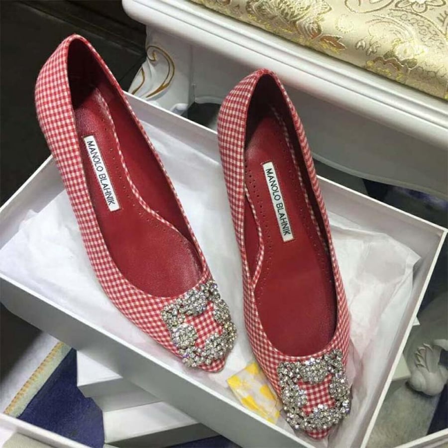 Manolo Blahnik Jewel Buckled Flat Shoes 10mm Heel – Red (Woman)