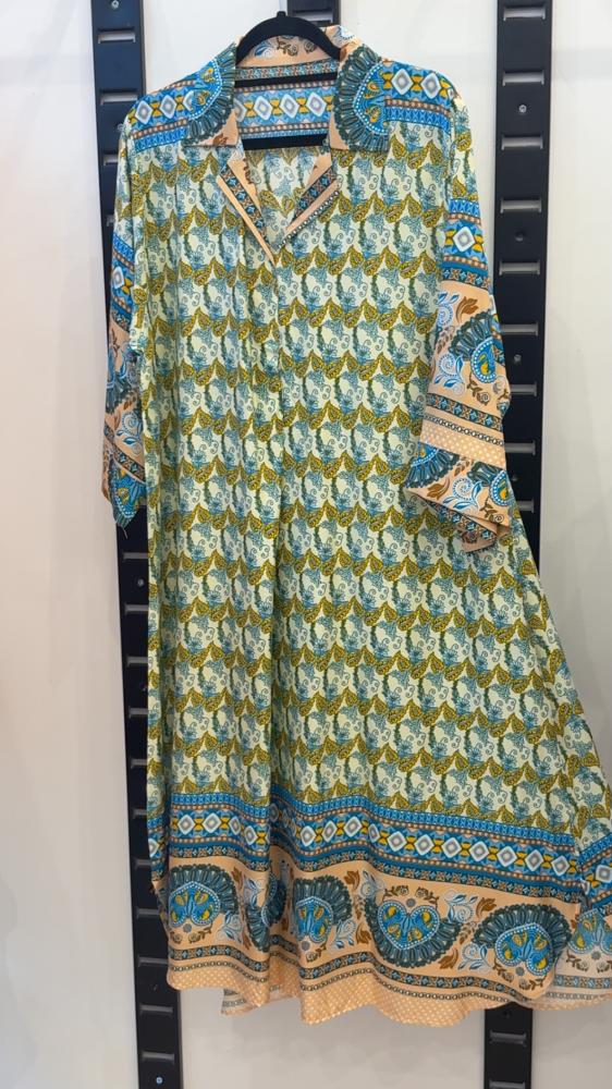 Cold mid-length thobe