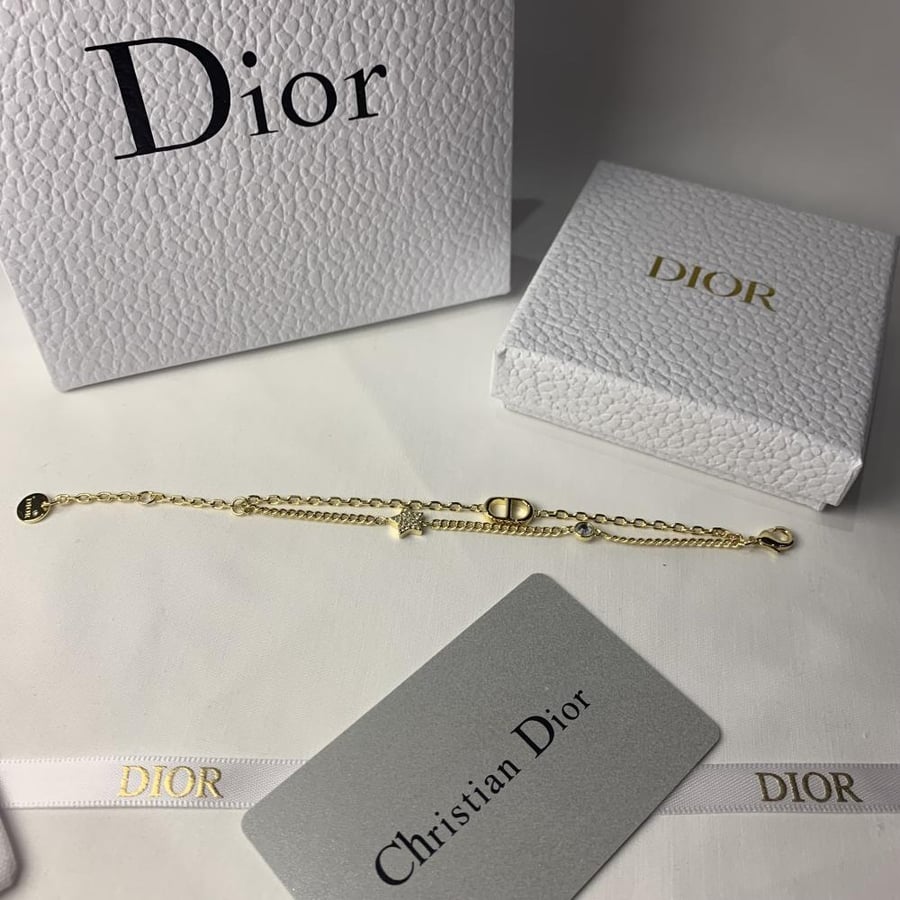 Bracelets inspired by Dior gold