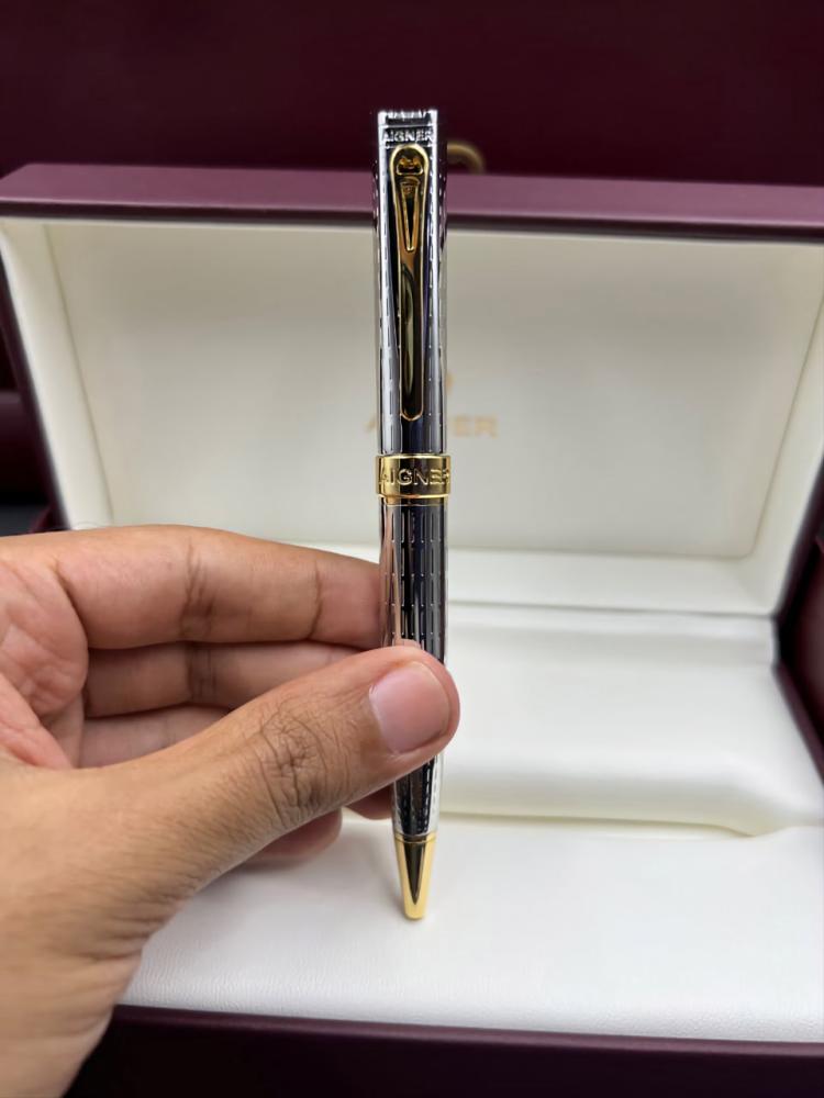 قلم رجالي ماركة اقنر