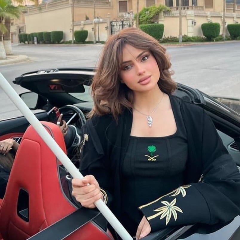 توب نسائي لليوم الوطني السعودي 96