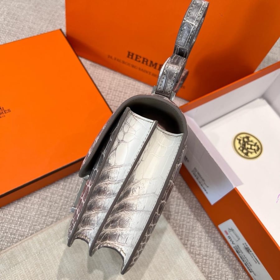 Armez Constance size 19cm