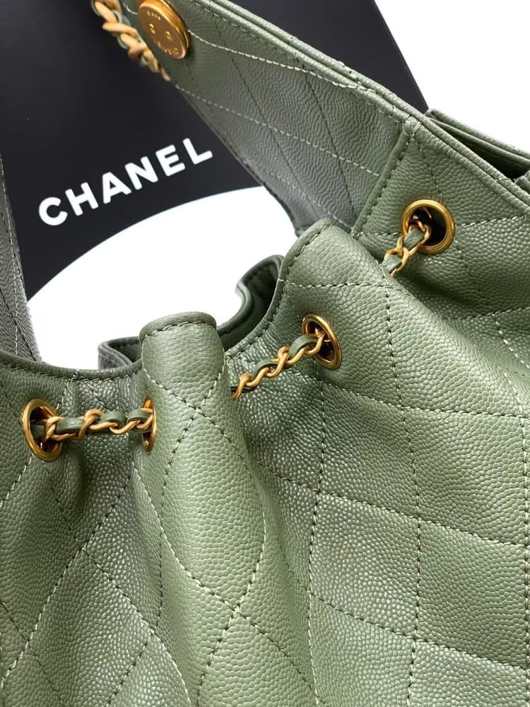Chanel N25 Olive Small | شانيل N25 زيتي سمول سايز