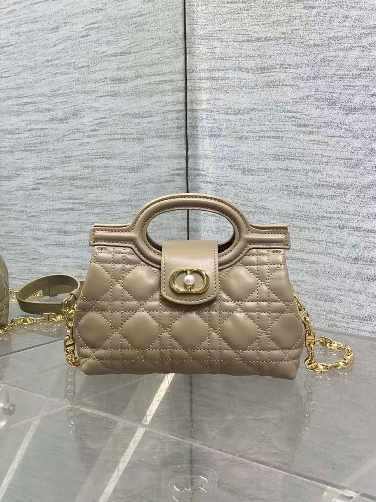 شنطه ديور جولي توب هاندل بيج |  Dior Jolie Top Handle Light Beige