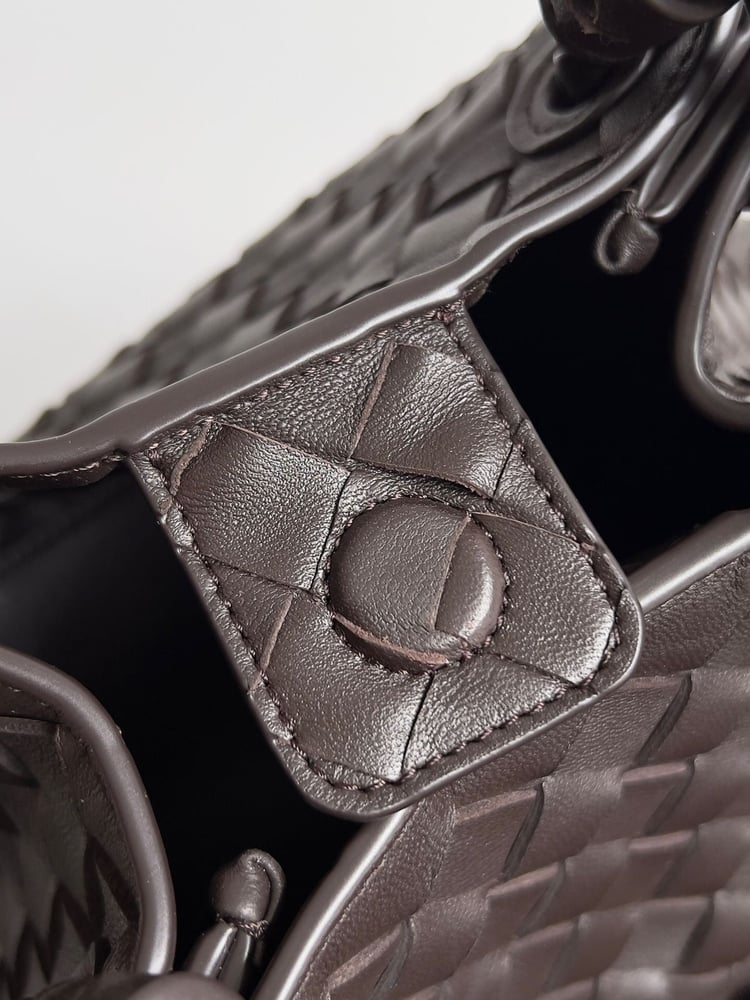 بوتيغا فينيتا  انديامو | Bottega Veneta Andiamo