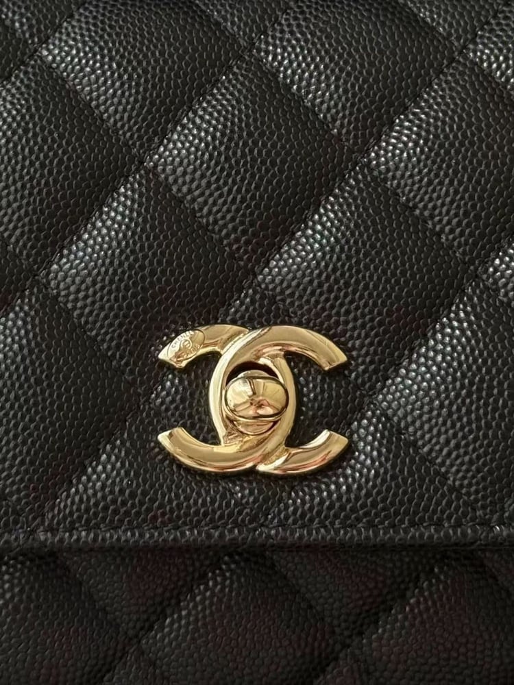 شانيل كوكو هاندل كافيار | Chanel Coco Handle Caviar