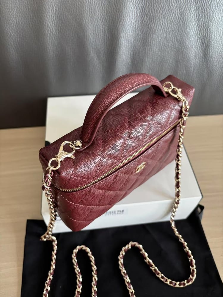 Chanel Vanity Bag Caviar | شنطه شانيل فانيتي كافيار
