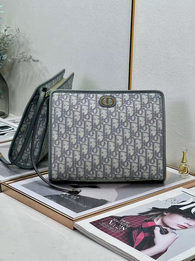 باوتش ديور | Dior Pouch