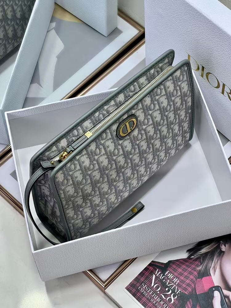 باوتش ديور | Dior Pouch