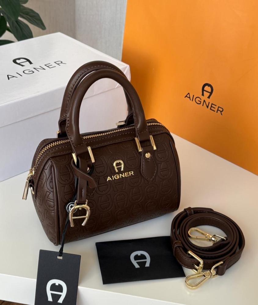 شنطة AIGNER