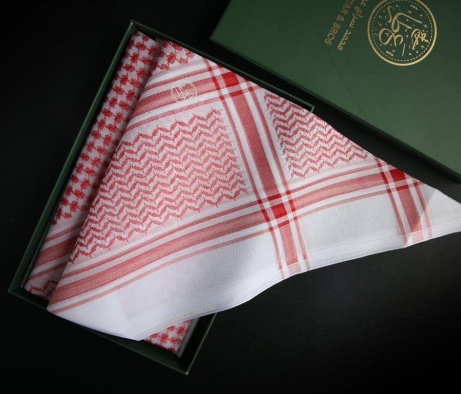 شماغ العطار احمر كلاسيك برايت