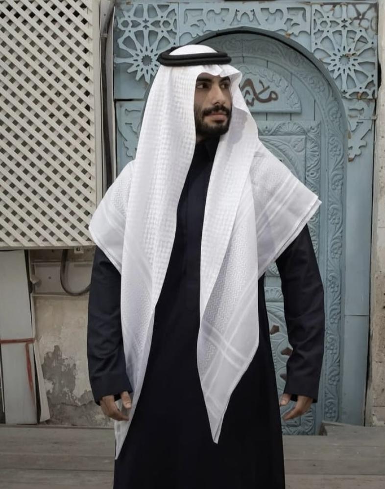 شماغ التاج ابيض 2025