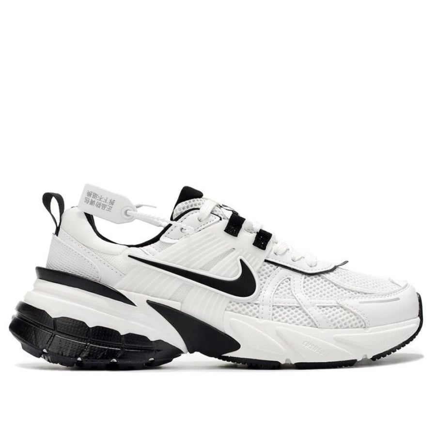 NIKE V2K RUN