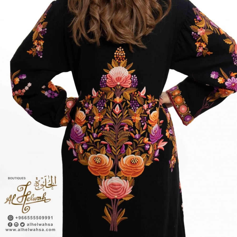 روب صوف تطريز يدوي كشميري (أسود)