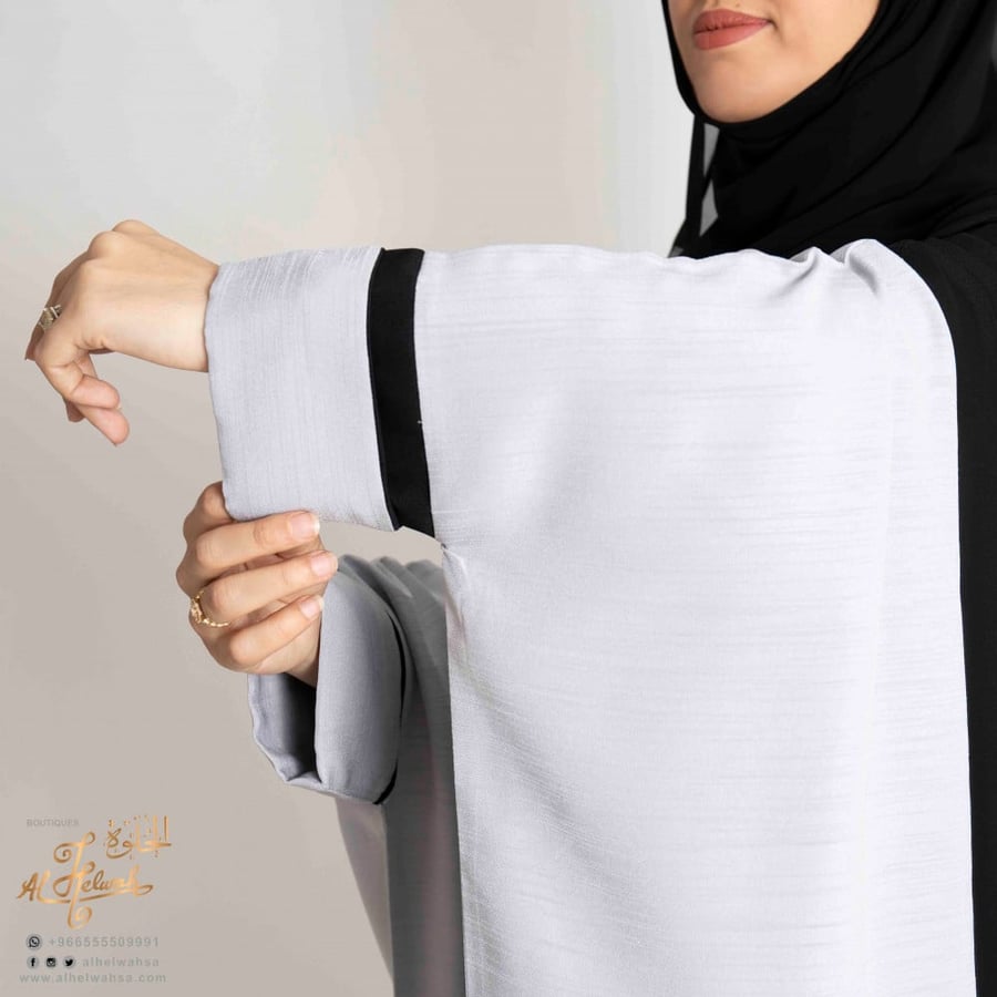 Crepe open butterfly abaya with shantoon fabric fitting + Japanese queen veil