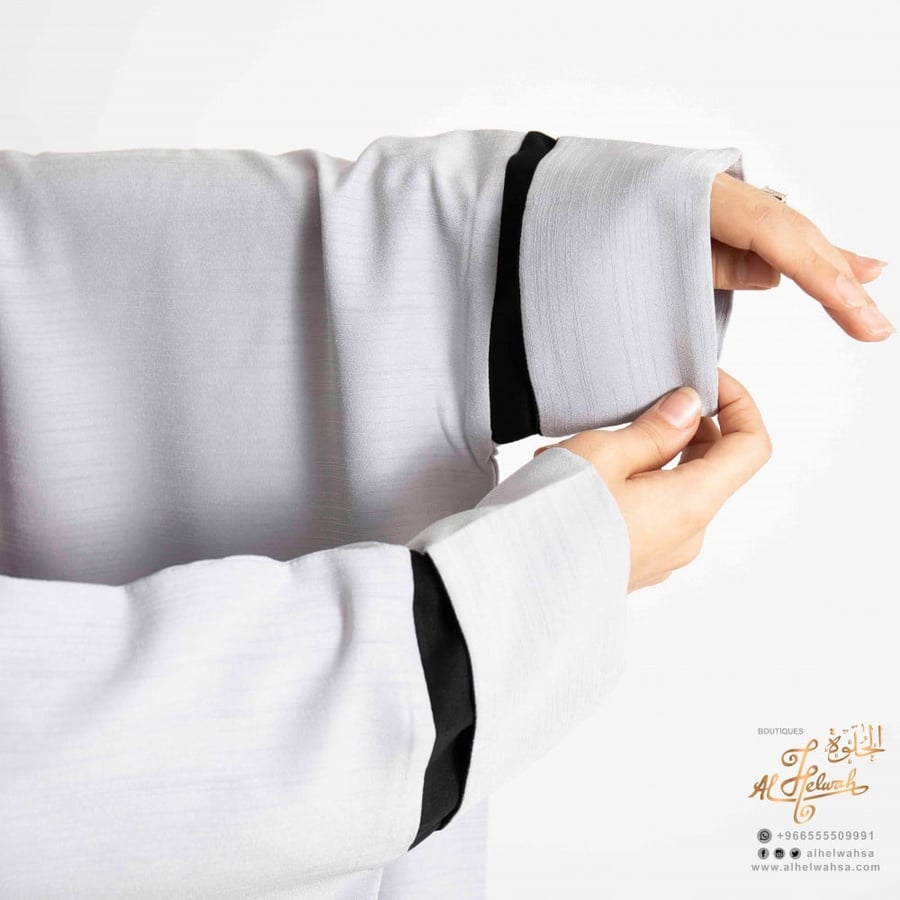 Crepe open butterfly abaya with shantoon fabric fitting + Japanese queen veil