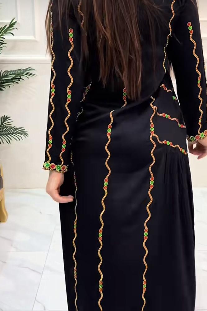 جلابية تطريز و كريستال