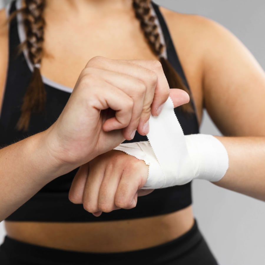 لاصق رياضي MoVeS sport tape Zinc oxide tape