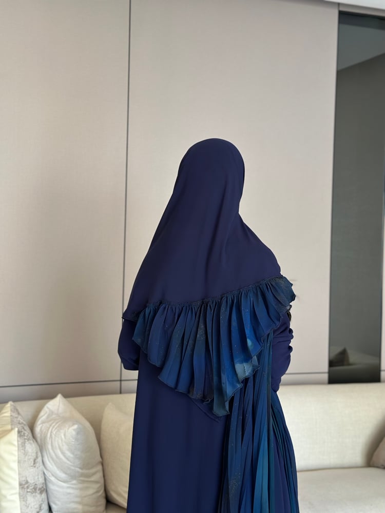 عباية شيفون كحلي سادة مع شيفون مموج  مكسر كلوش ‎‏‎‏‎‏