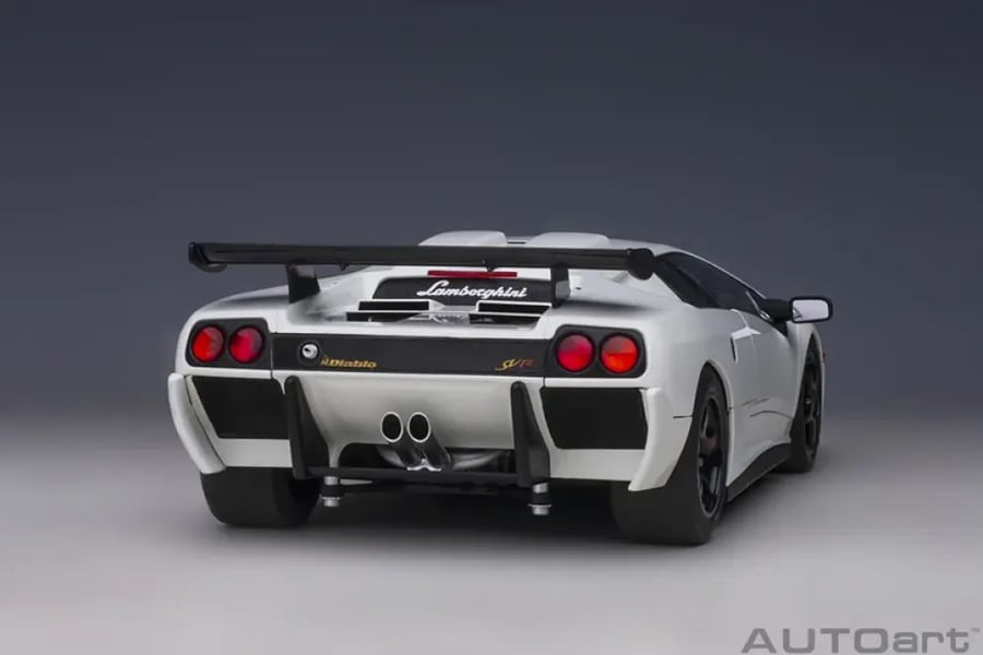 AUTOart 1:18 Lamborghini Diablo SV-R (Impact White)