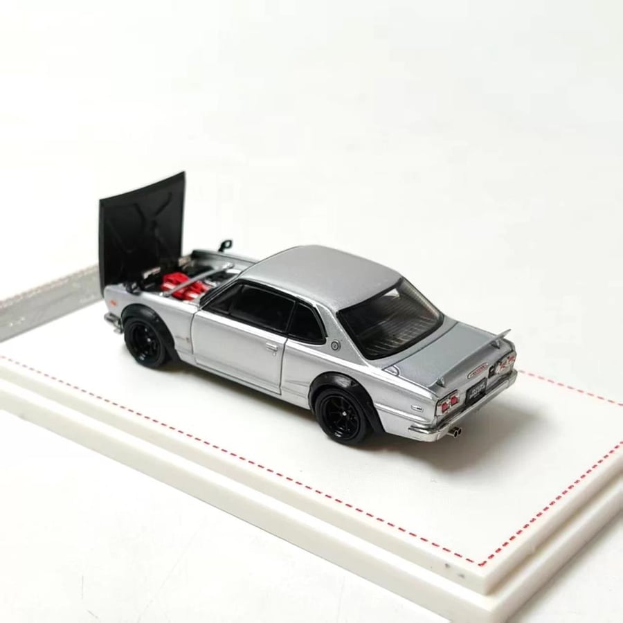 1/64 Die Cast NISSAN SKYLINE 2000 GT-R