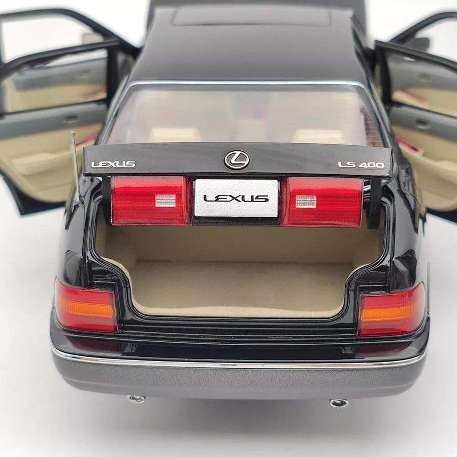 1:18 LS400 First Generation Diecast Model Collection Black & Gray