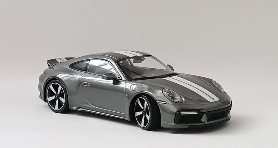 1/18 MINICHAMPS PORSCHE - 911 992 SPORT CLASSIC COUPE 2022