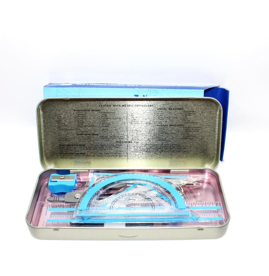طقم هندسة لينو.