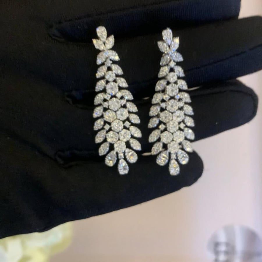 Luxury earrings