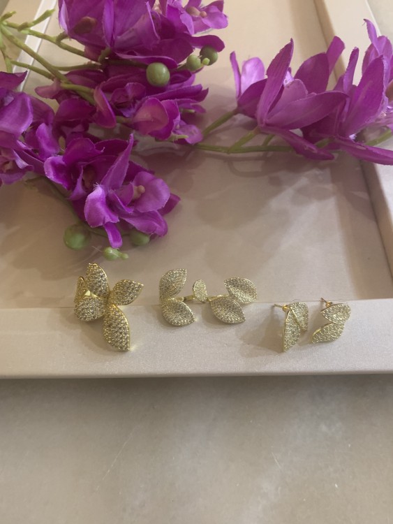 Flowers Gold Set Earrings + Rings (4 Pieces)