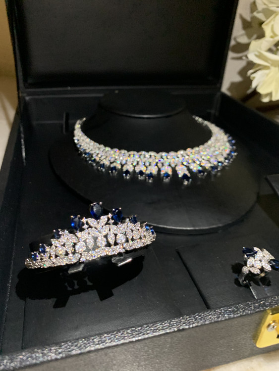 Luxury set from our new Royal collection with blue zircon