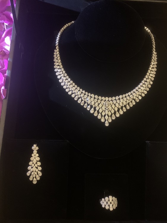 Luxury Diamond Design Set