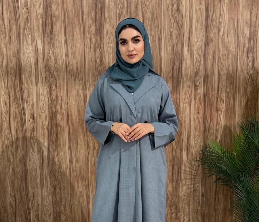 عباية بليزر كلاسيك بقَصّة رسمية (Midnight Blazer Abaya)
