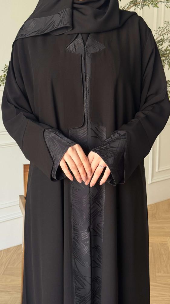 عباية ربع كلوش جاكار مع كريب ملكي