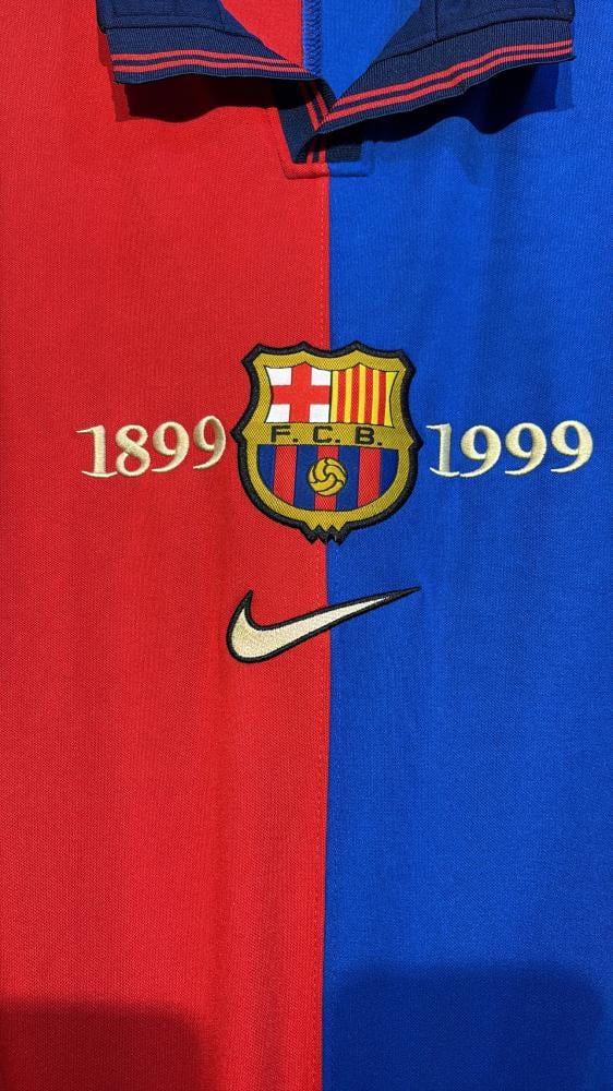 تشيرت برشلونه  الأبيض 2026
