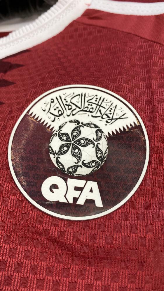 تيشيرت منتخب قطر 2027/2026