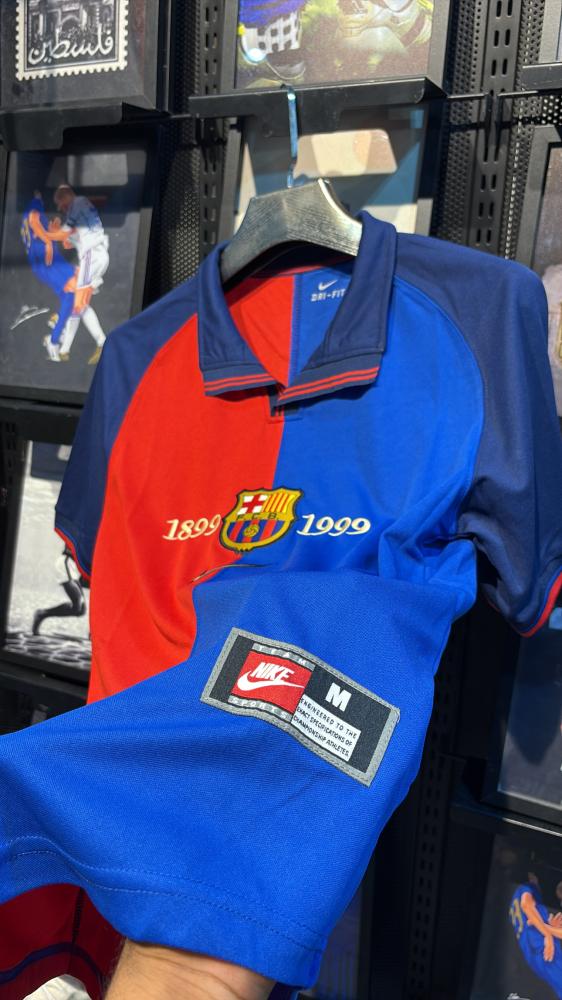 تشيرت برشلونه  الأبيض 2026