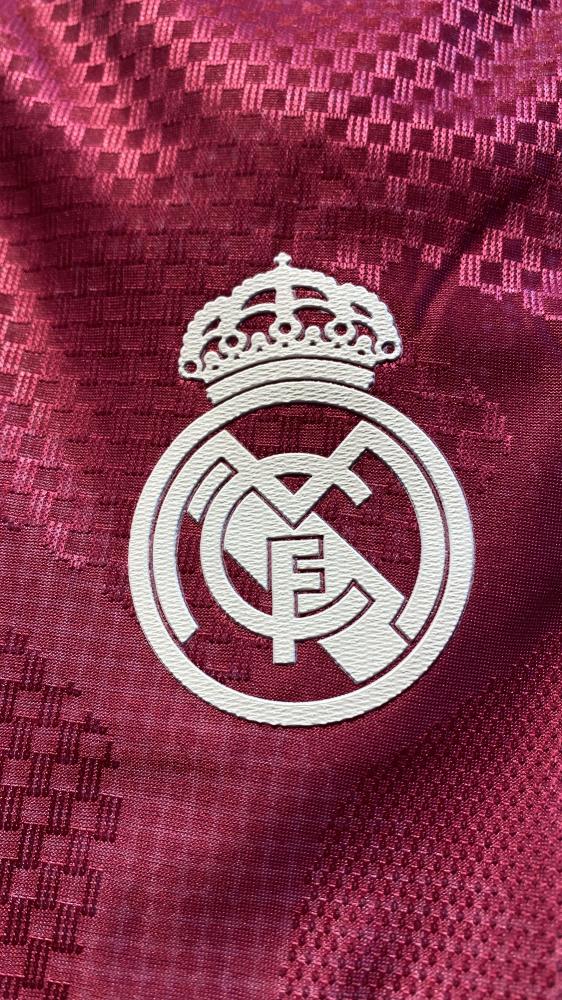 تيشيرت ريال مدريد 2027/2026