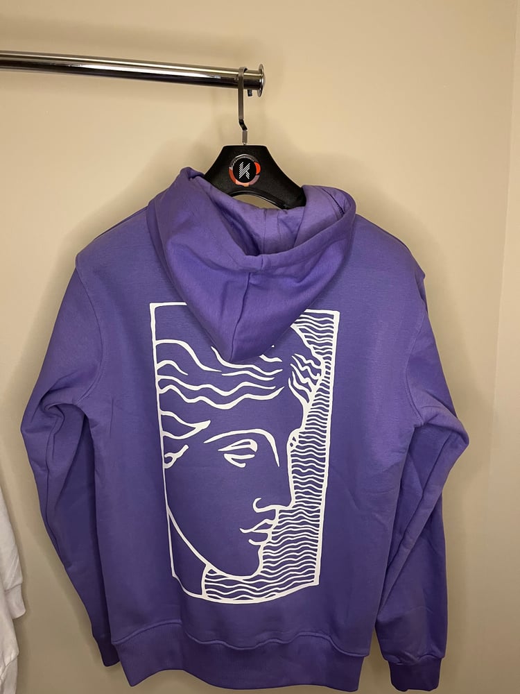 هودي wavy