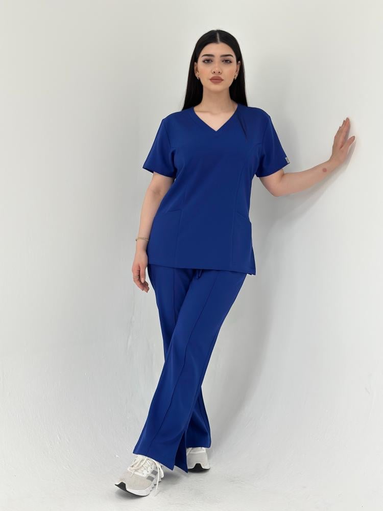 سكراب طبي لون رويال بلو Royal Blue - موديل رقم ٢