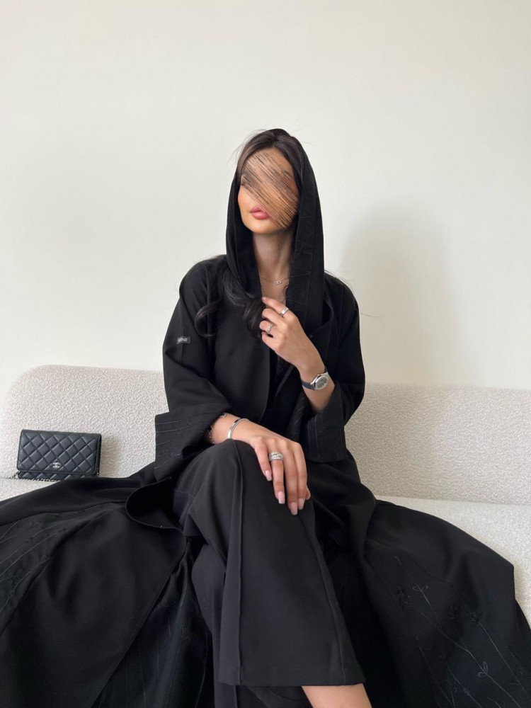 عباية كريب كلوش