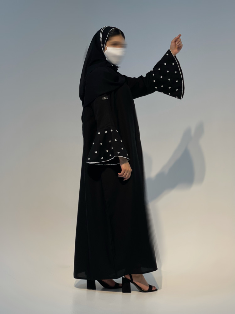 عباية لولو