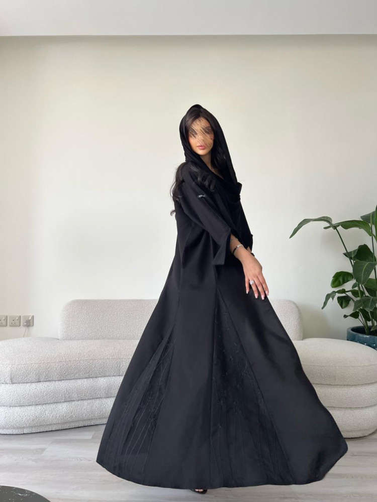 عباية كريب كلوش