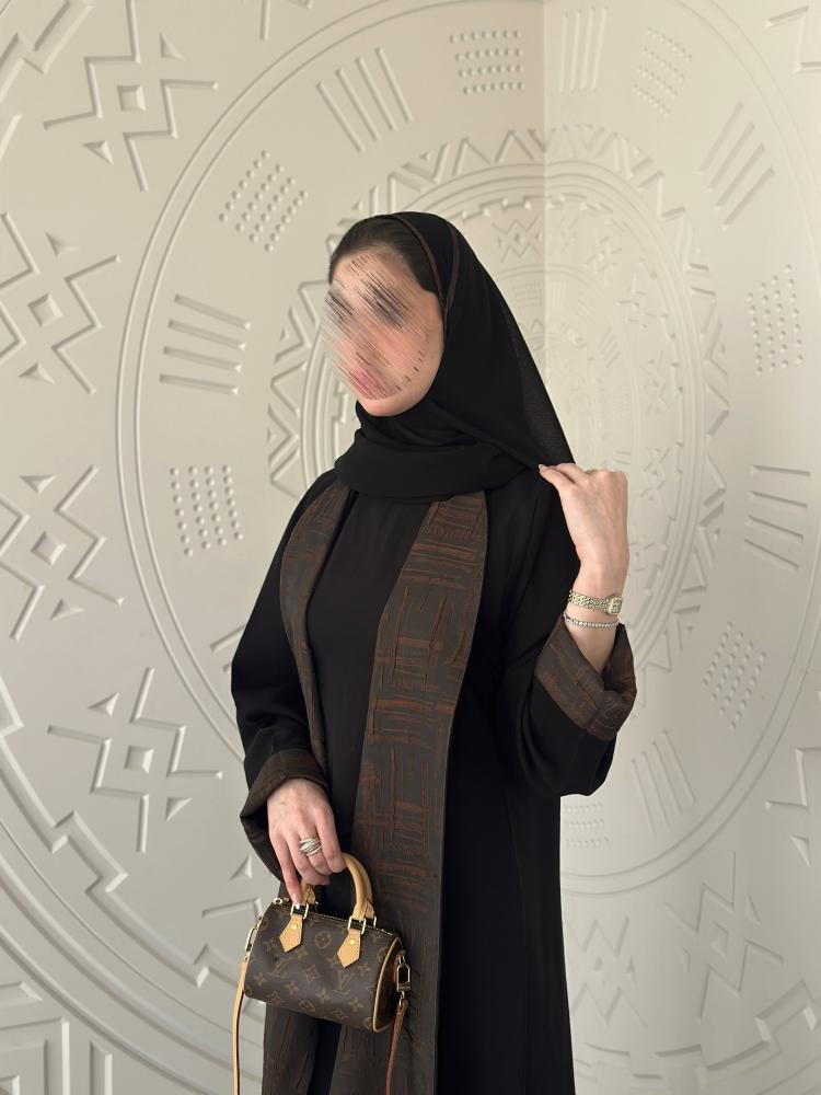 عباية مع قماش جاكار هندي