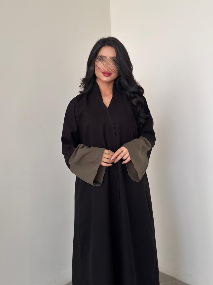 Practical abaya with washed silk sleeves