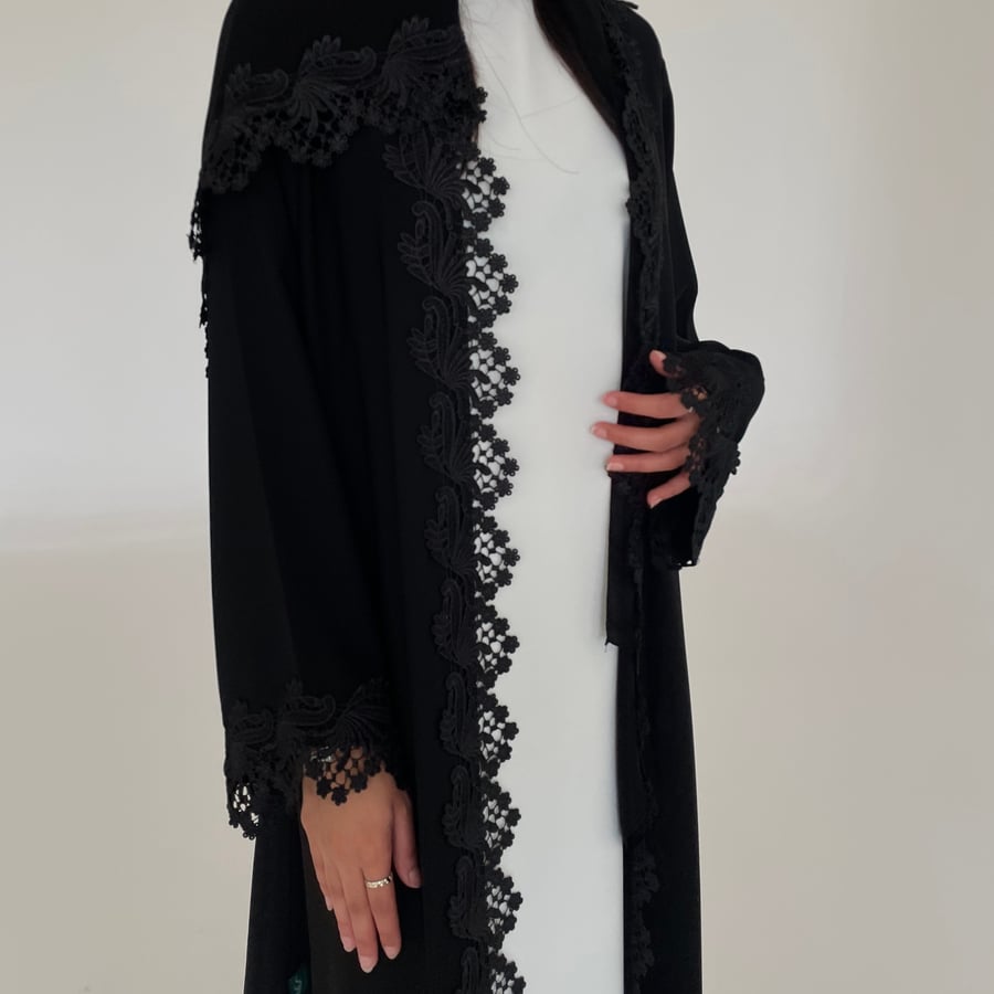 Crepe Elegant Abaya