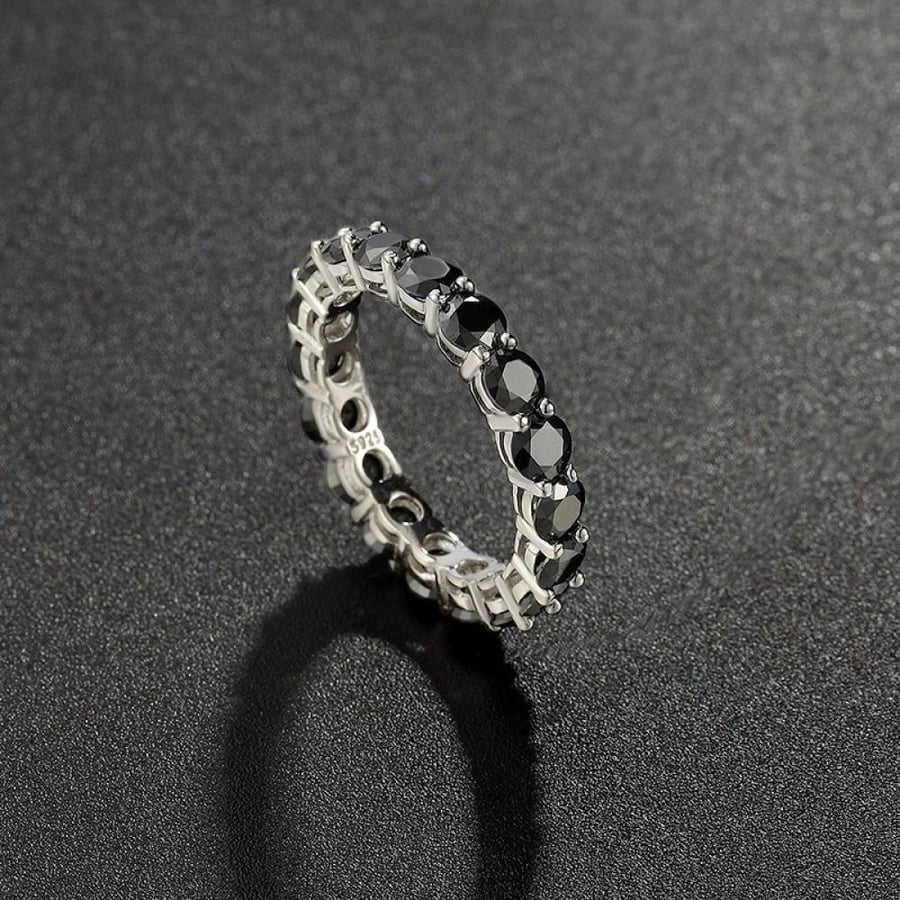 Colorful ring